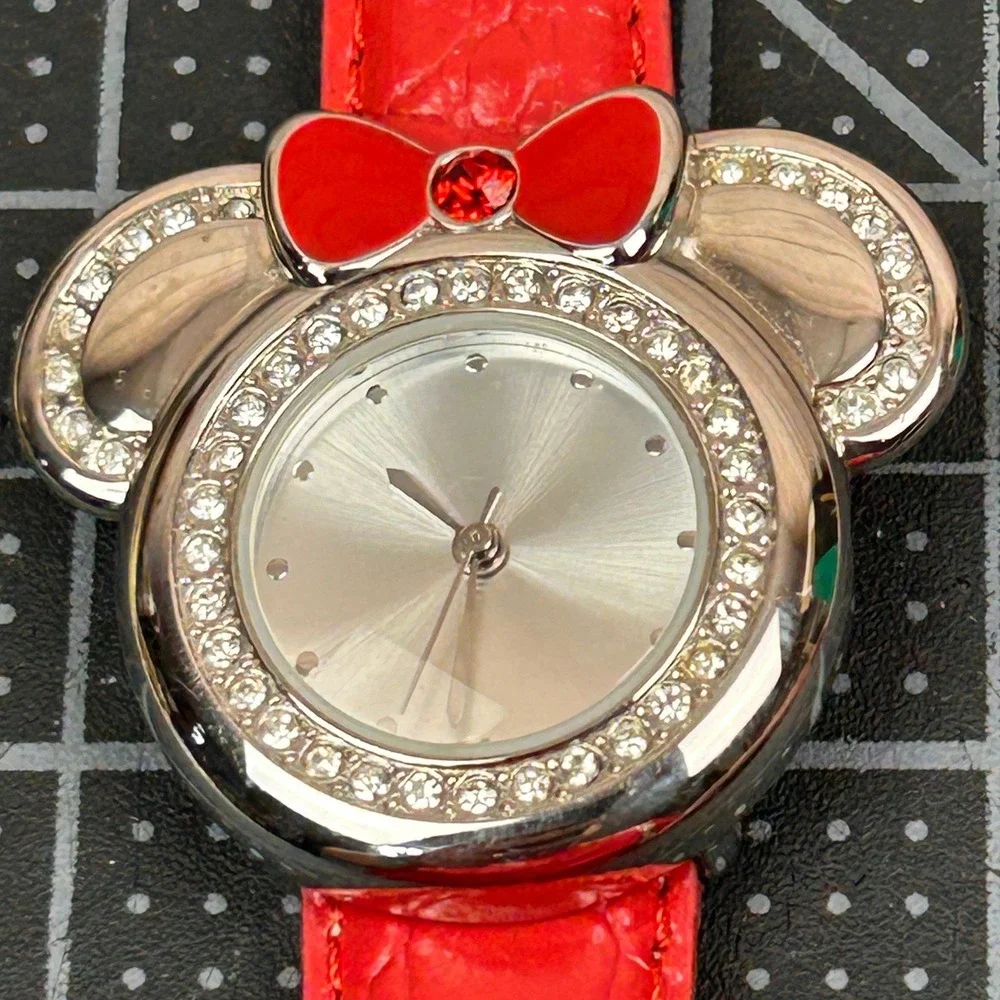 Disney Store Minnie Mouse Watch Red Leather Rhinestone Silver Tone‎ Never Worn